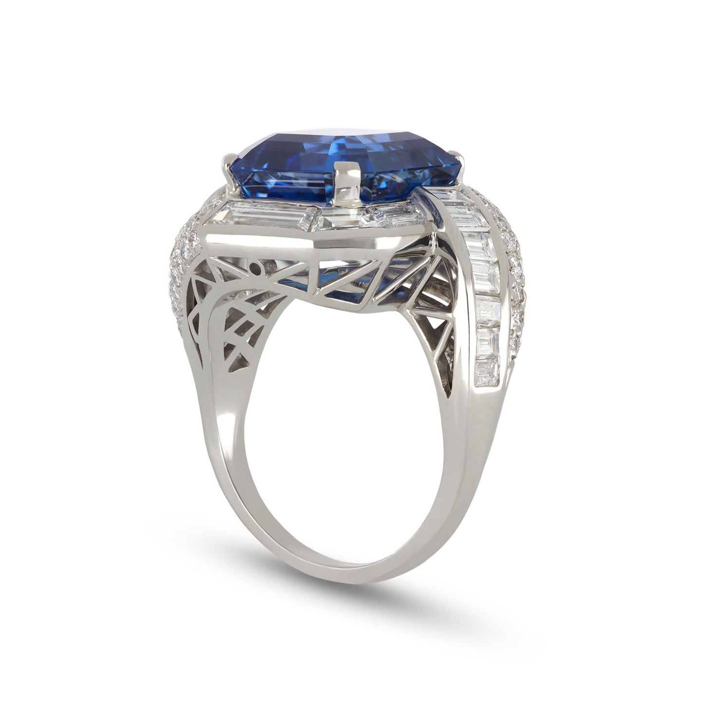 1960s Platinum & Iridium Sapphire & Diamond Ring profile