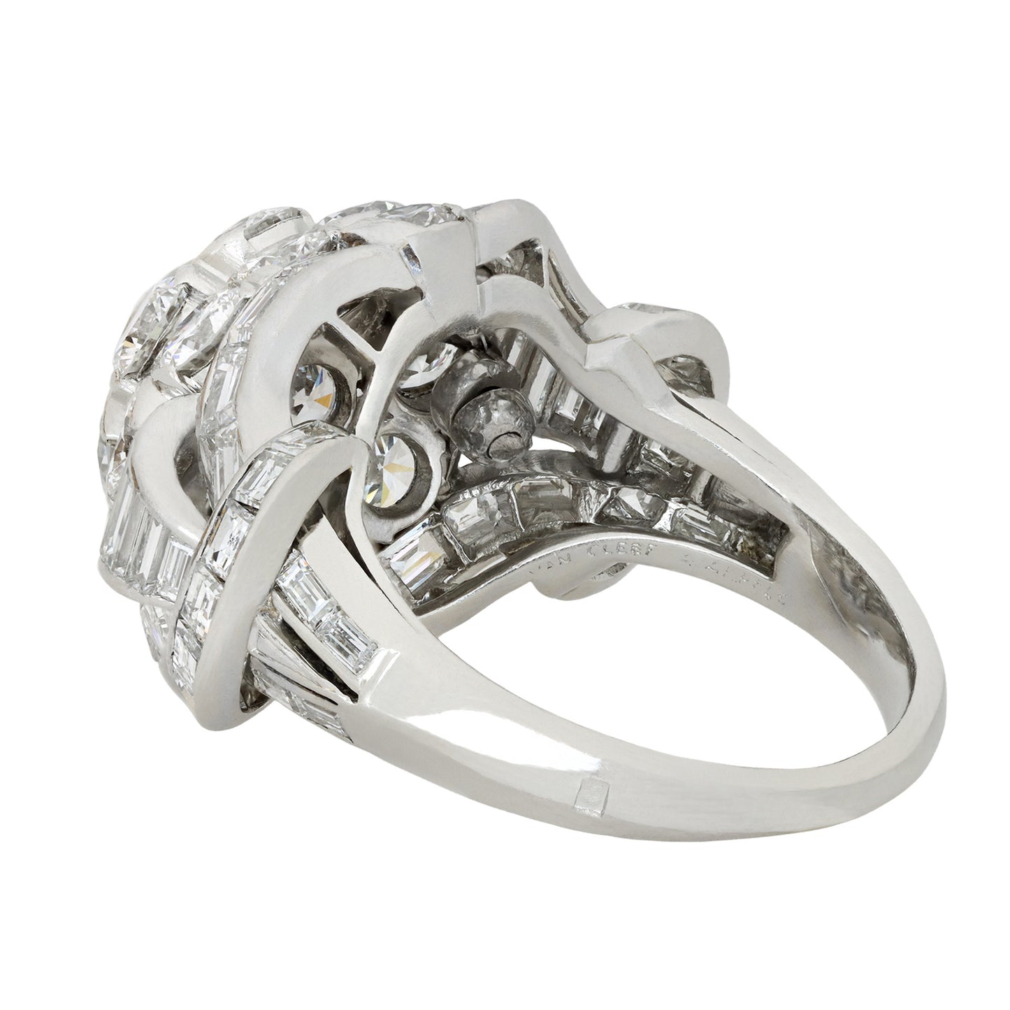 Van Cleef & Arpels 1950s Platinum Diamond Ring signature