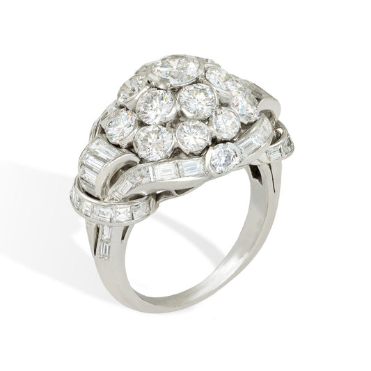 Van Cleef & Arpels 1950s Platinum Diamond Ring profile