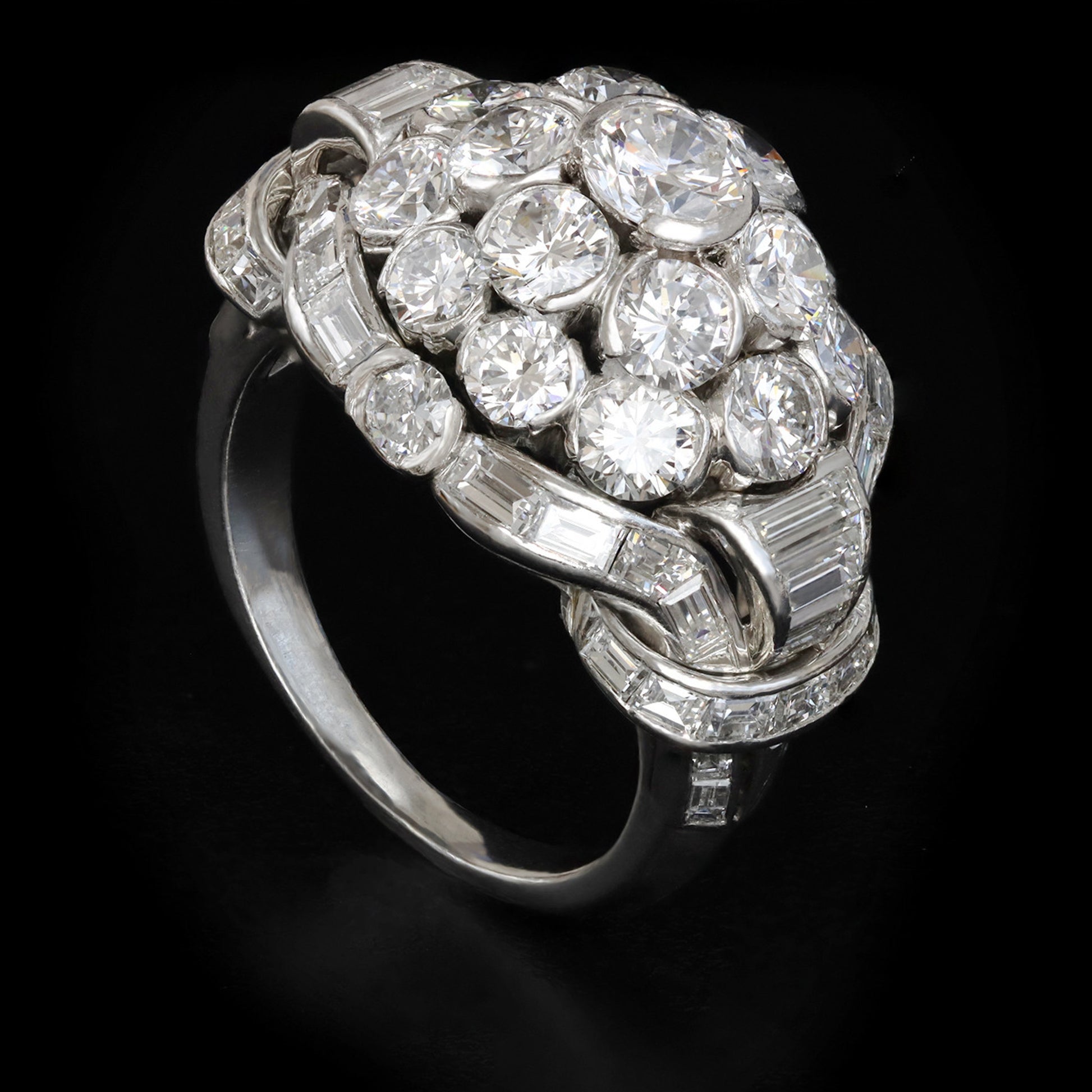 Van Cleef & Arpels 1950s Platinum Diamond Ring front