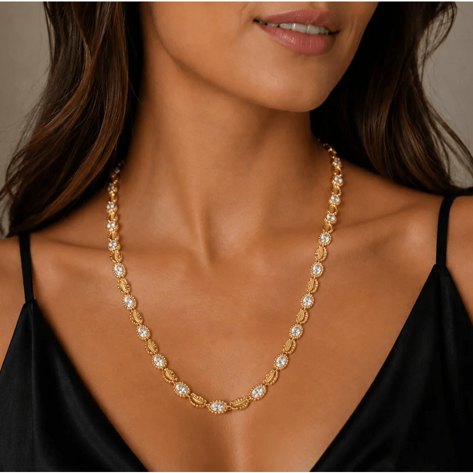 Oscar Heyman Bros. Post-1980s 18KT Yellow Gold Diamond Necklace on neck