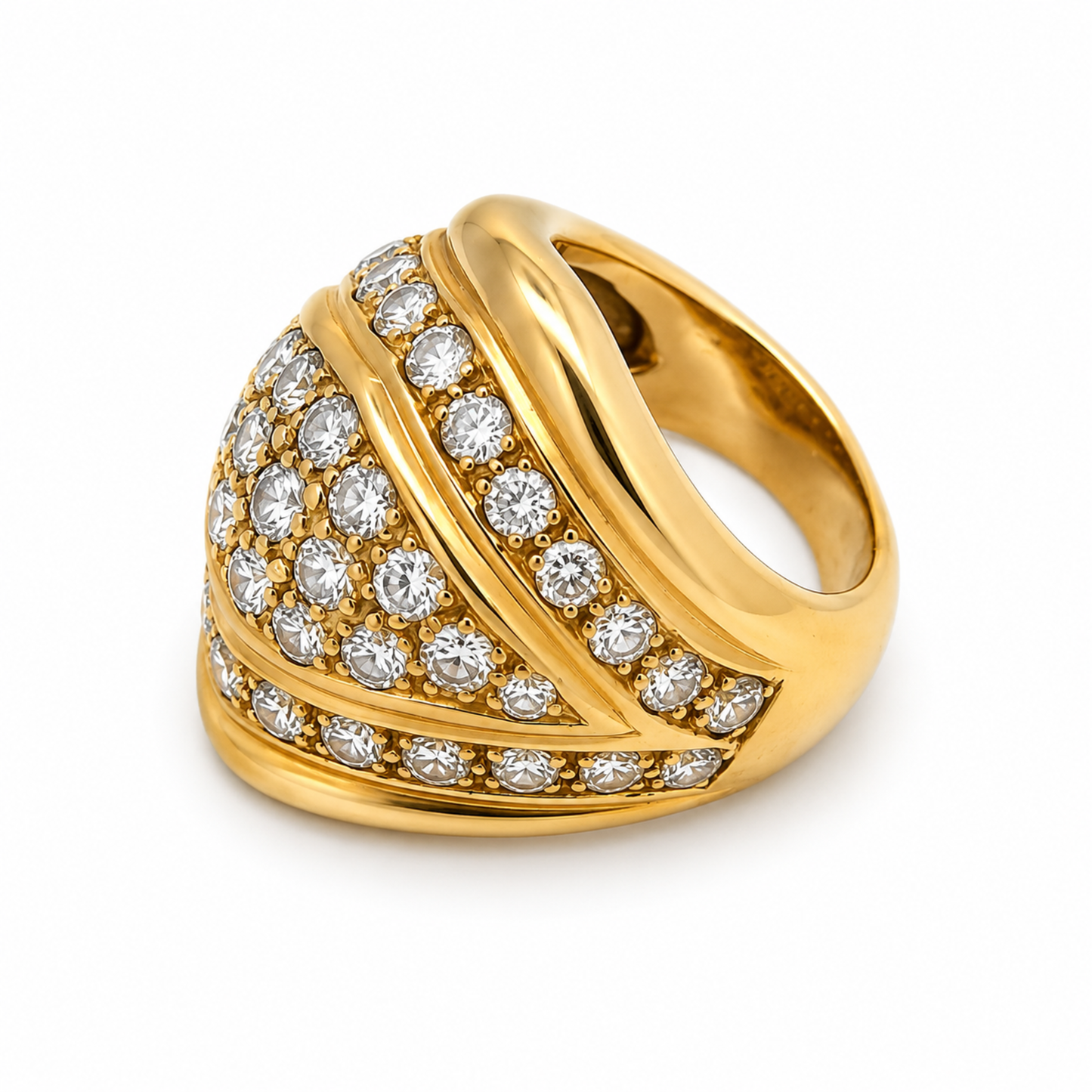Van Cleef & Arpels French 1960s 18KT Yellow Gold Diamond Ring side