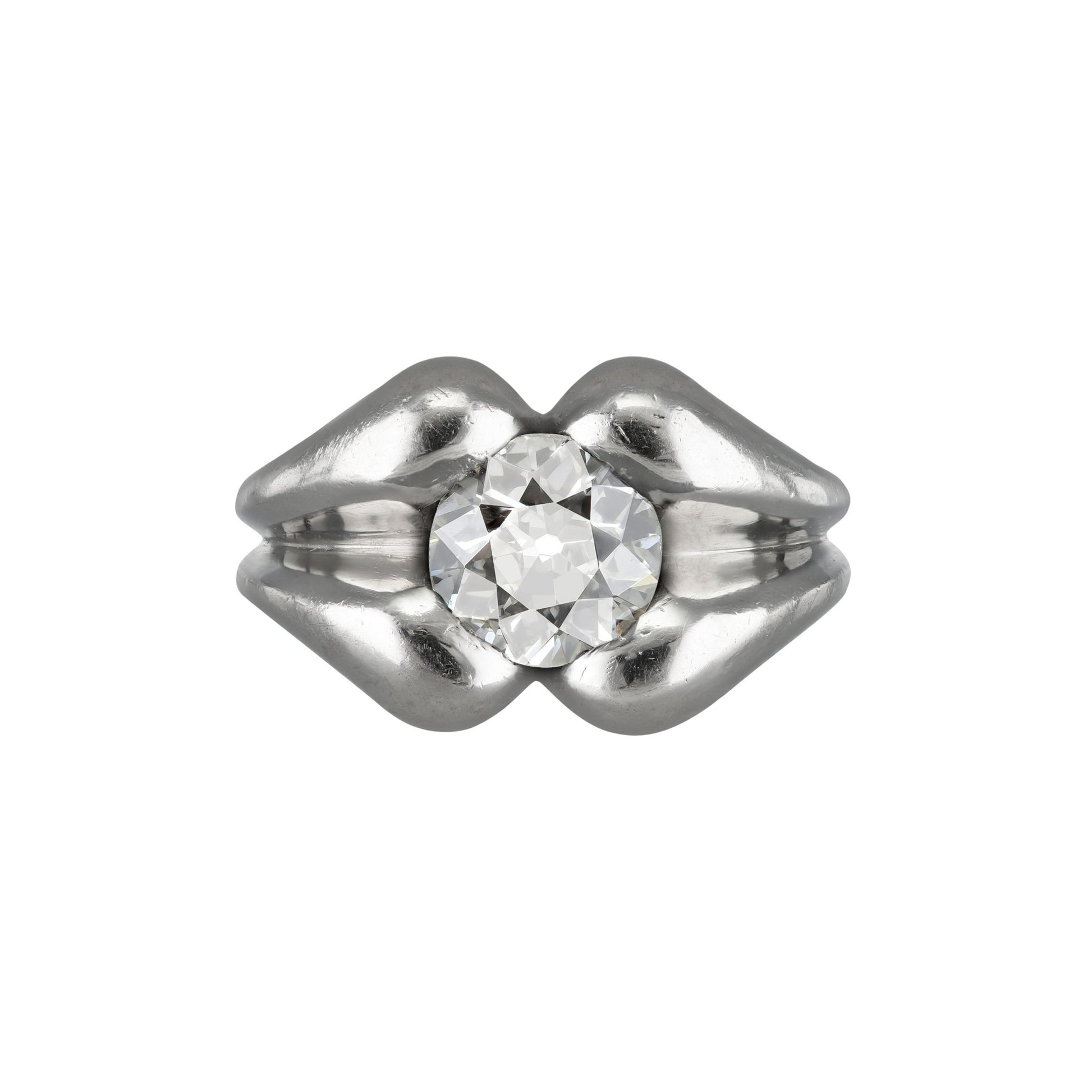 1940s Platinum Diamond Ring front