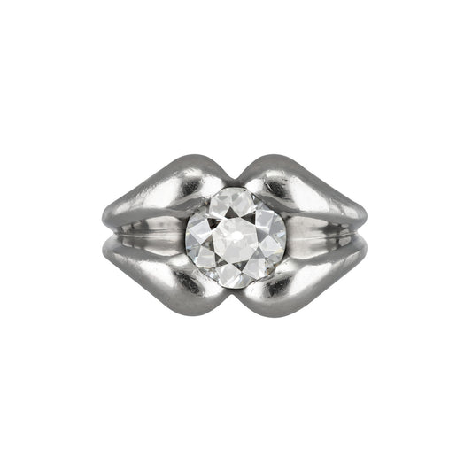 1940s Platinum Diamond Ring front