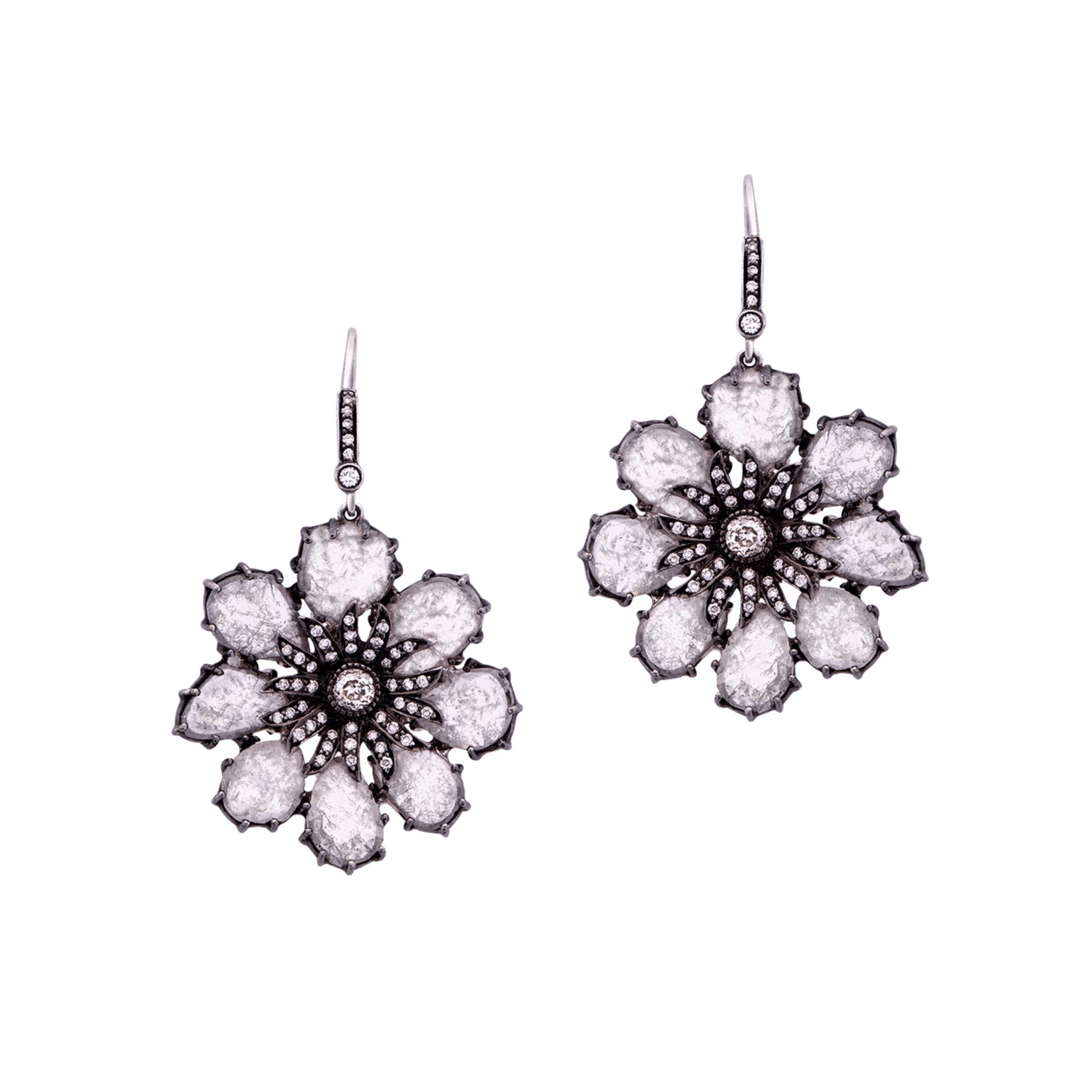 Contemporary 18KT White Gold Diamond Earrings front