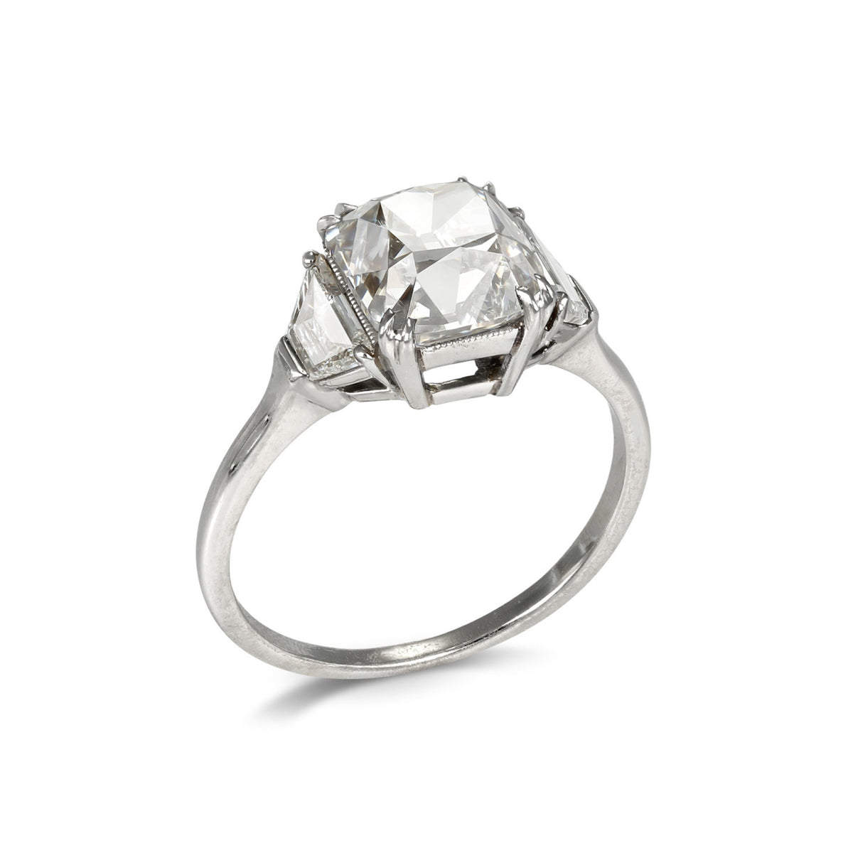 English Art Deco Platinum Diamond Ring profile
