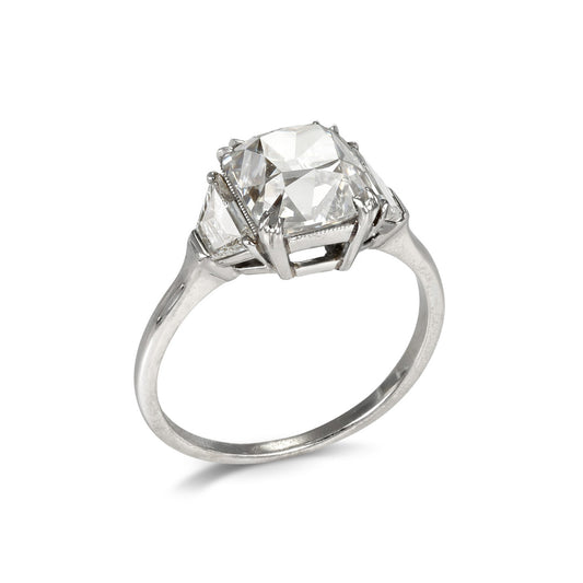 English Art Deco Platinum Diamond Ring profile