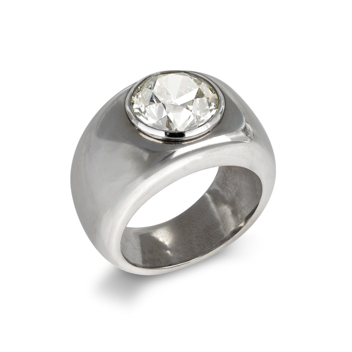 1980s 18KT White Gold Diamond Ring profile