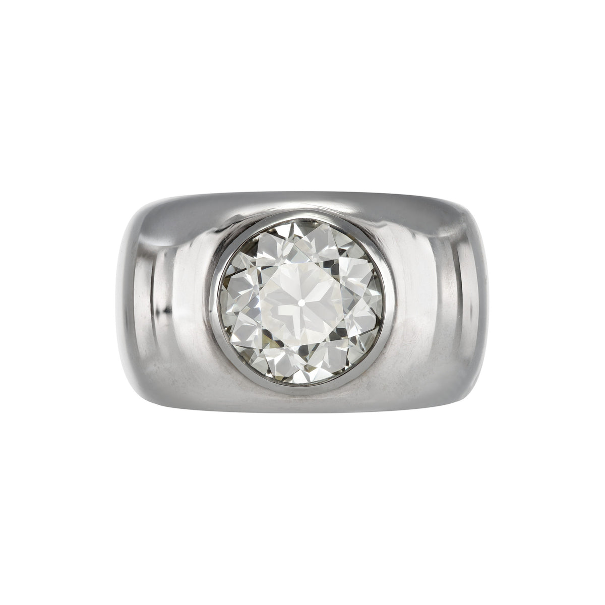 1980s 18KT White Gold Diamond Ring front