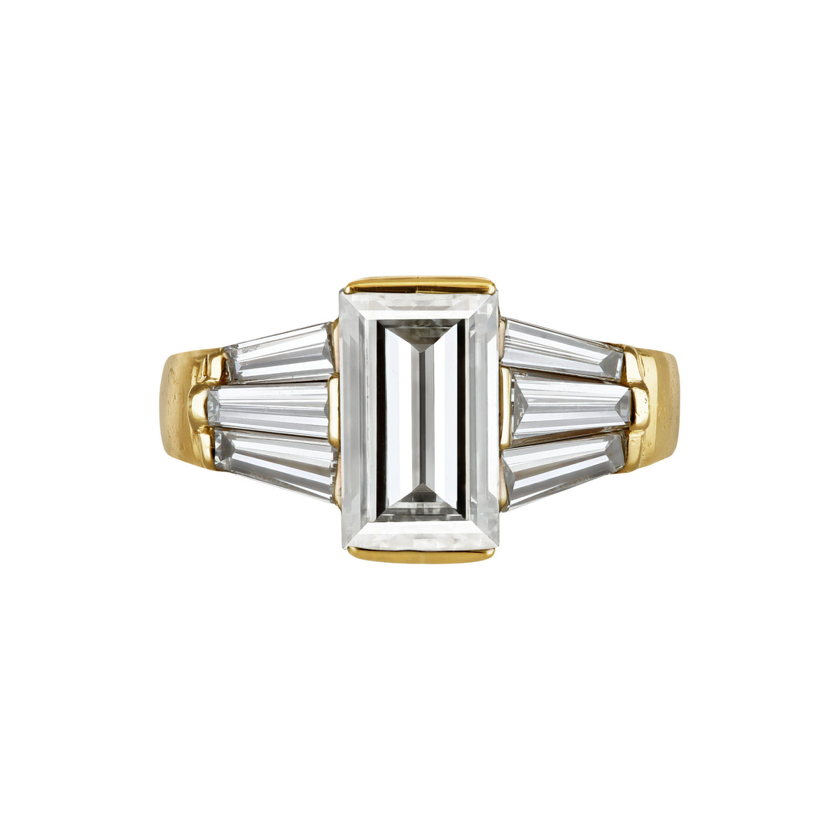 1970s 18KT Yellow Gold Diamond Ring front