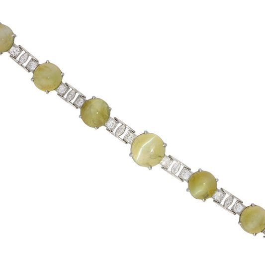 J.E. Caldwell 1930s Platinum Chrysoberyl Cat's Eye & Diamond Bracelet details