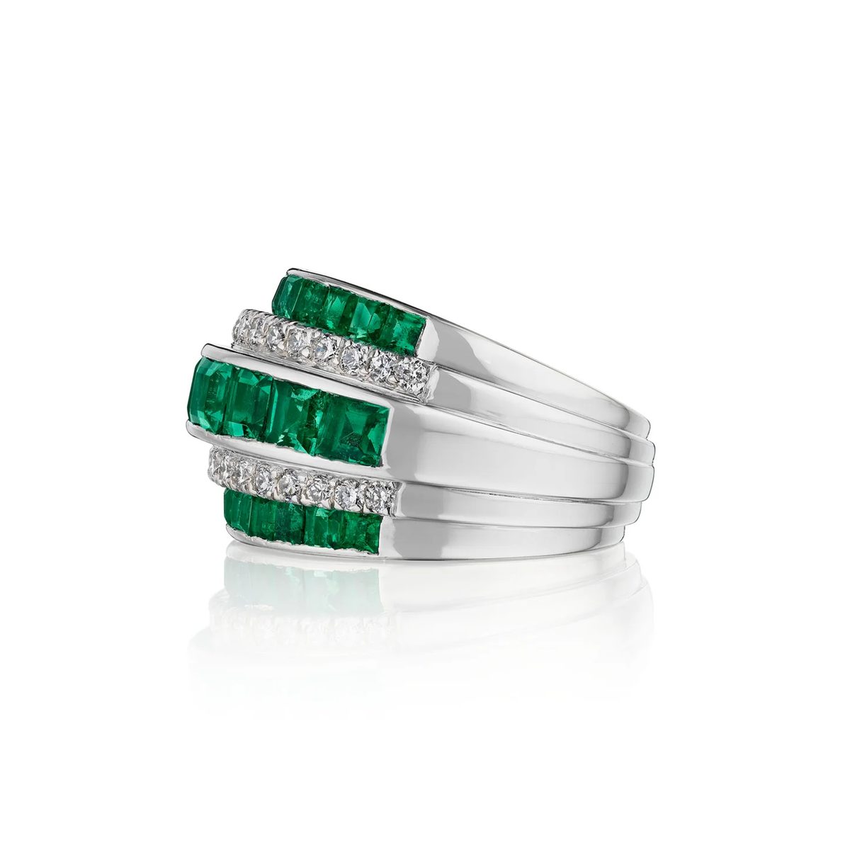 1950s Platinum Emerald & Diamond Ring side