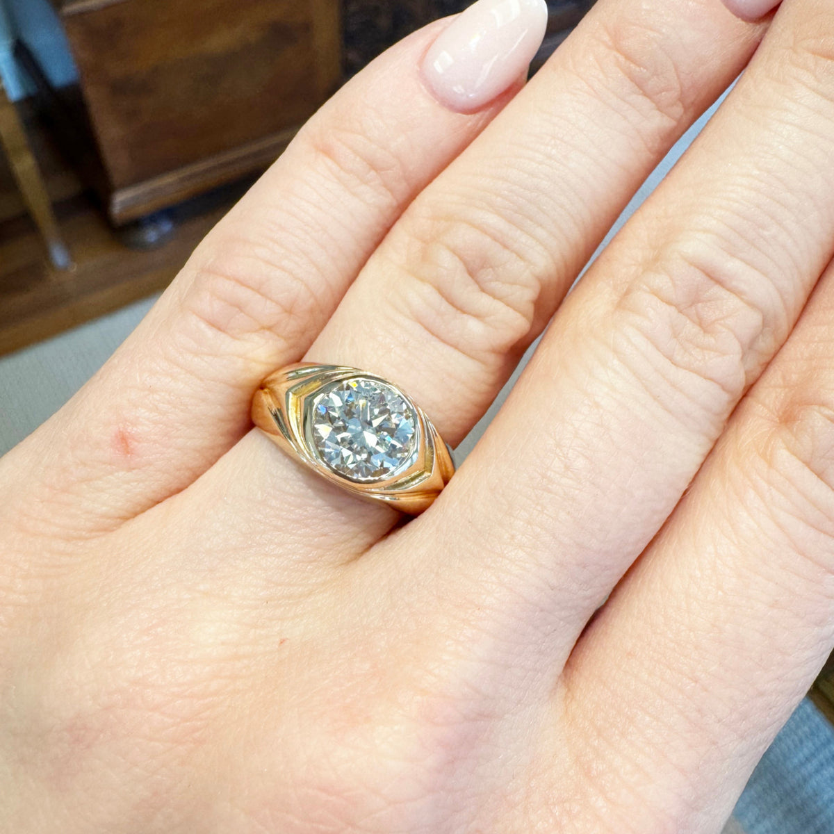 Retro 18KT Yellow Gold Diamond Ring on finger