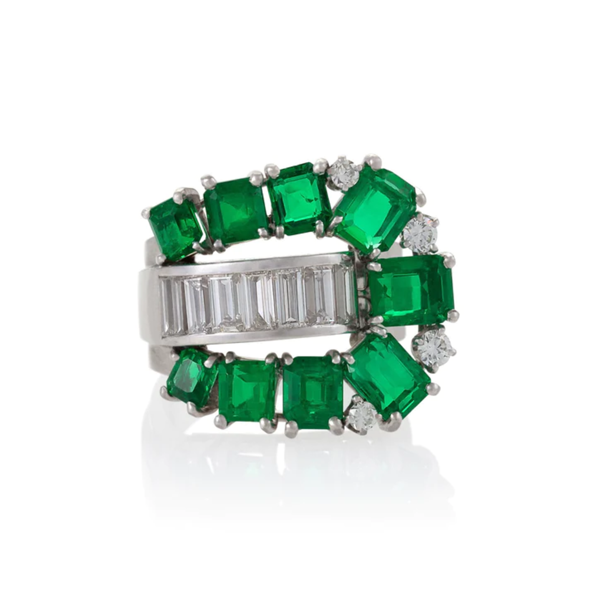 1930s Platinum Emerald & Diamond Buckle Ring front view