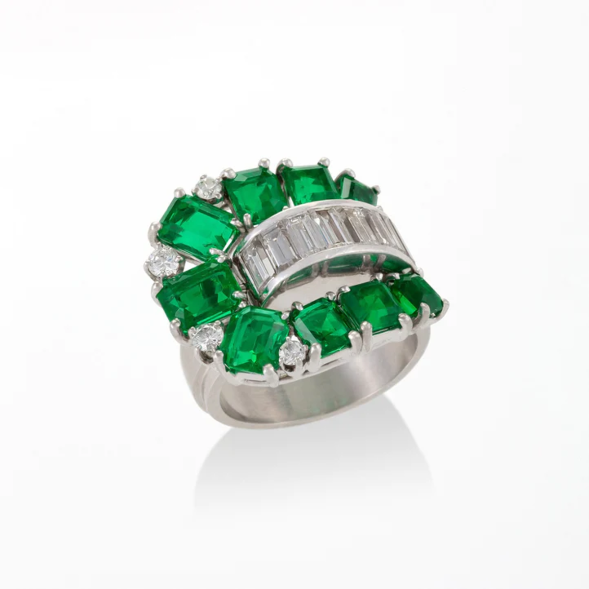 1930s Platinum Emerald & Diamond Buckle Ring angled front view