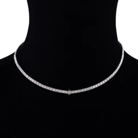1950s Platinum Diamond Box Link Line Necklace on form