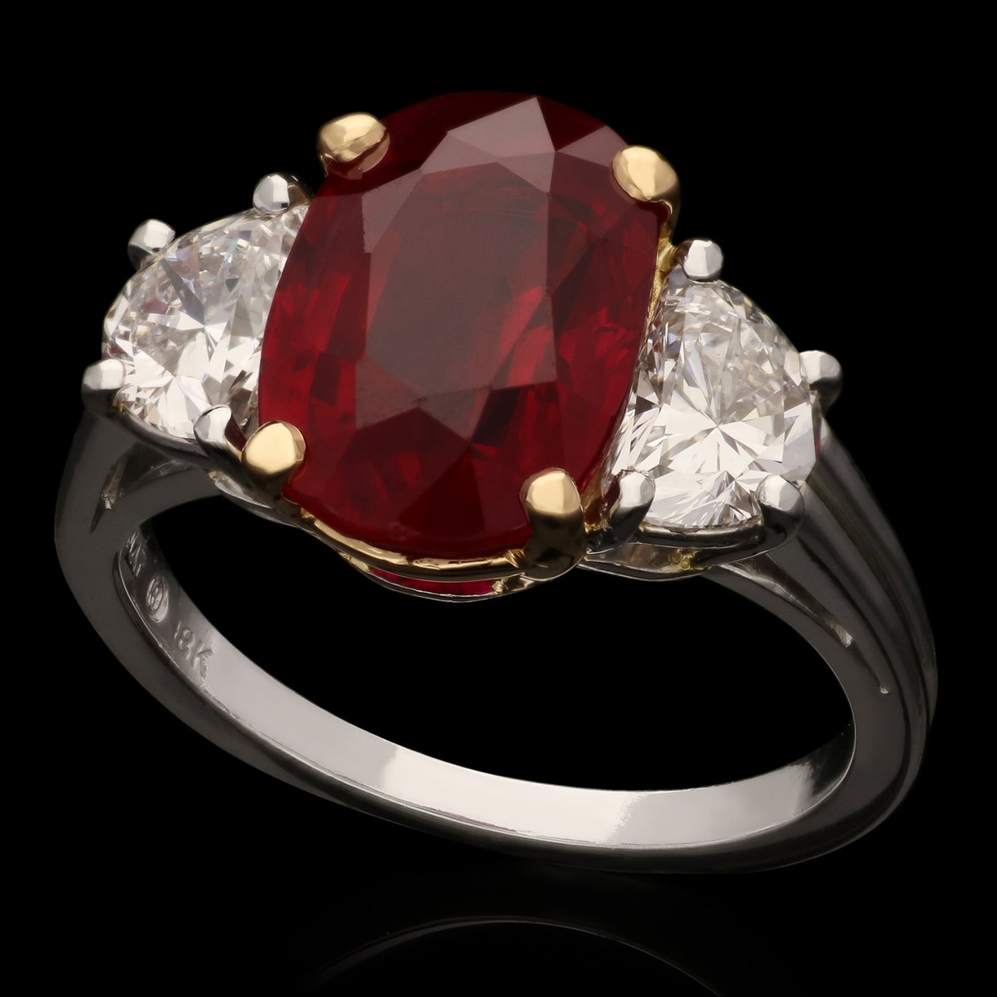 Oscar Heyman 1980s Platinum & Yellow Gold Ruby Ring front view