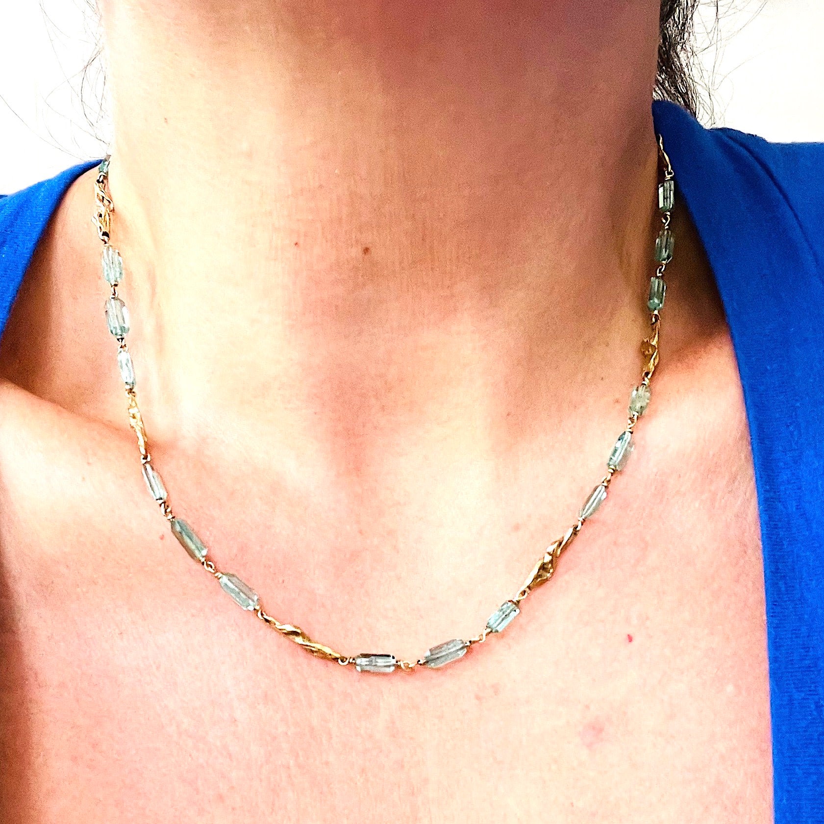 1970s 18KT & 8KT Yellow Gold Beryl Necklace on neck