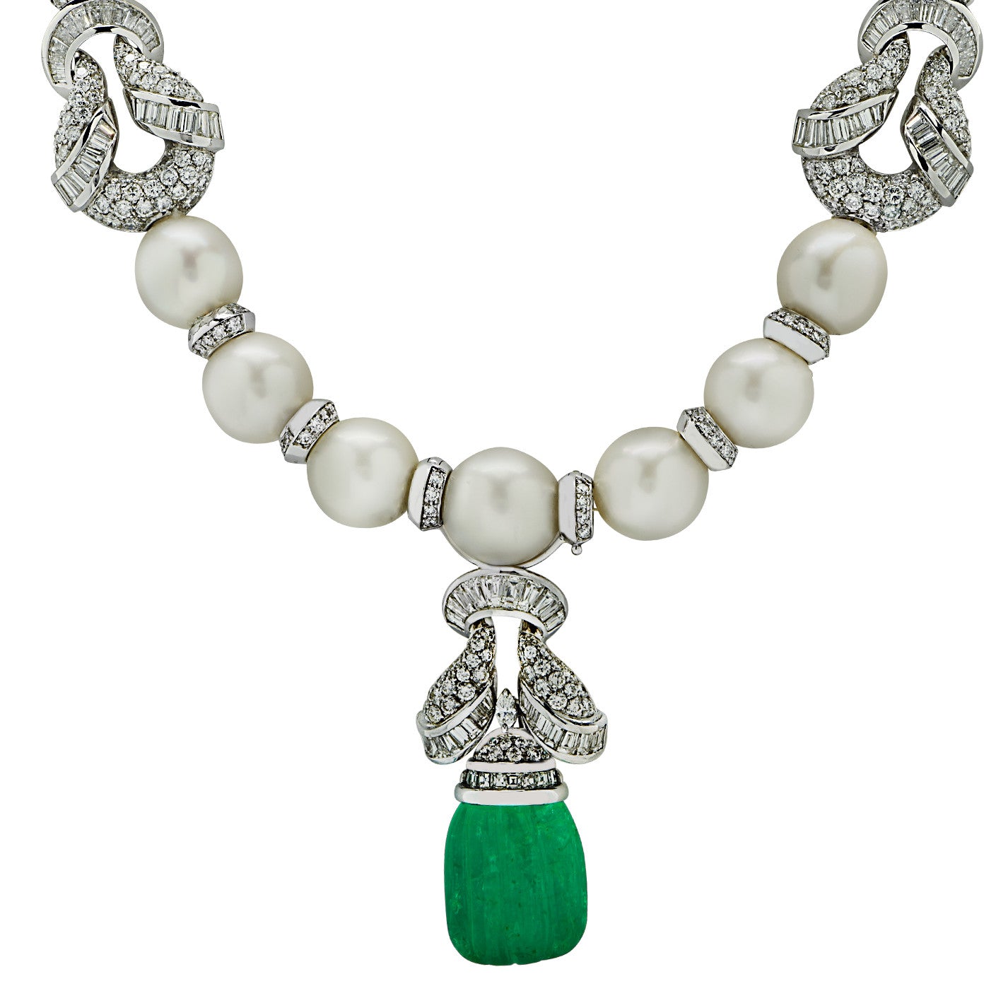 Piranesi Italy 1980s Platinum Emerald, Diamond & Cultured Pearl Necklace close-up details