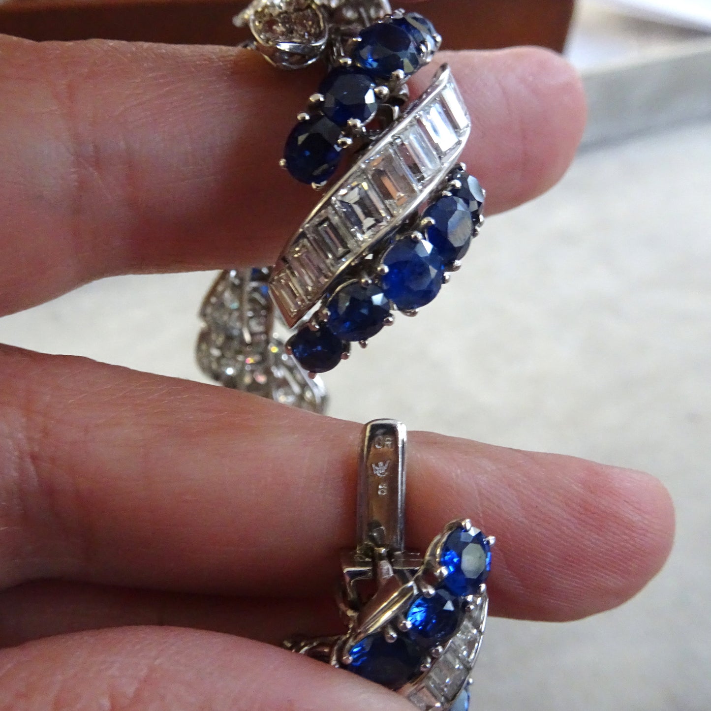 1940s Platinum Diamond & Blue Sapphire Bracelet close-up of clasp