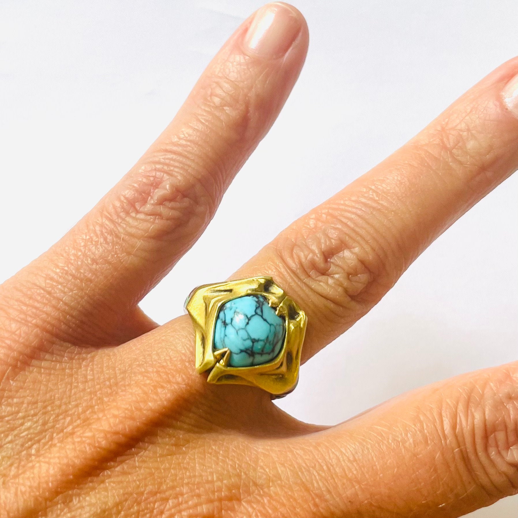 Lucien Galliard Art Nouveau 18KT Yellow Gold Turquoise & Enamel Snake Ring on finger