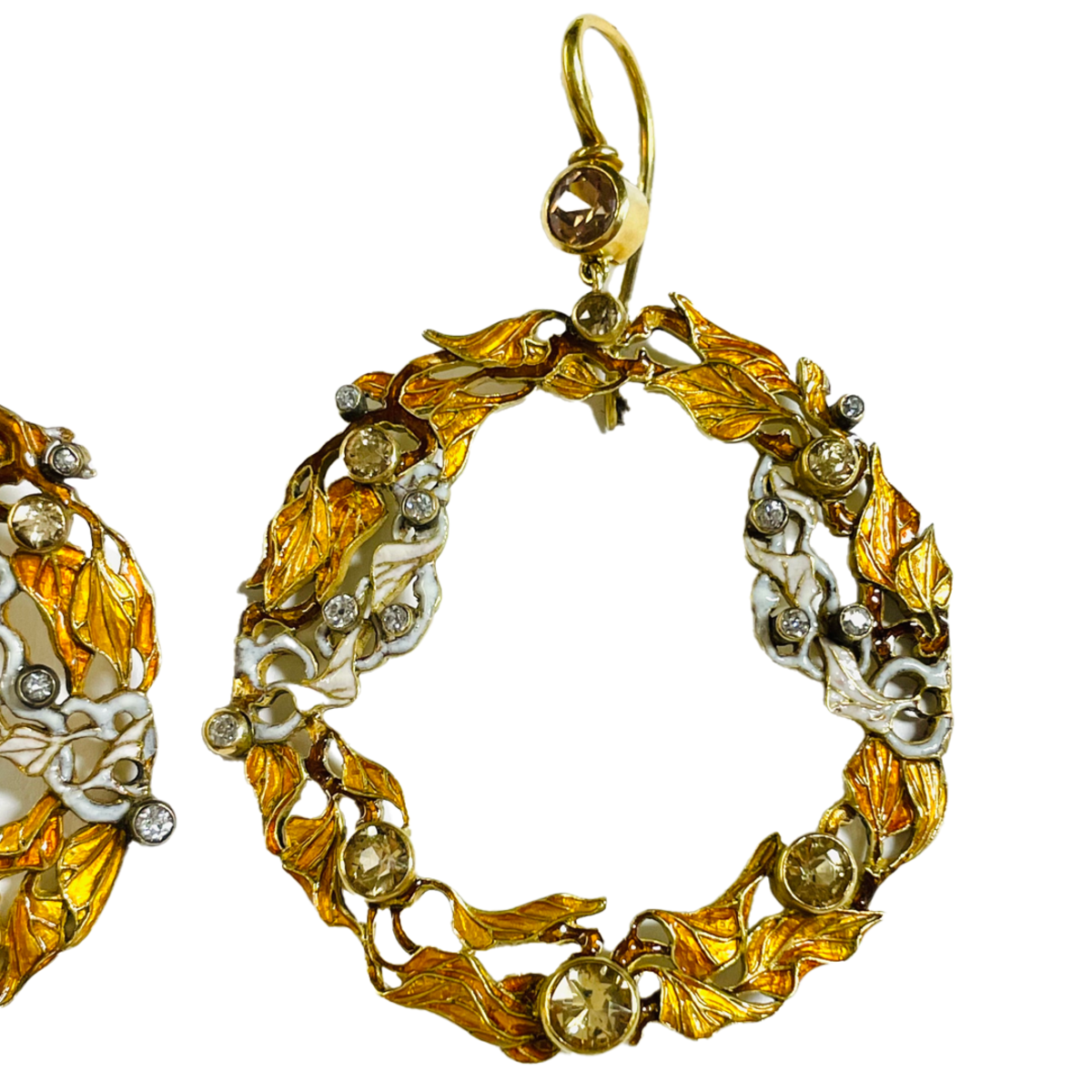 Art Nouveau 18KT Yellow Gold Diamond & Enamel Earrings close-up details
