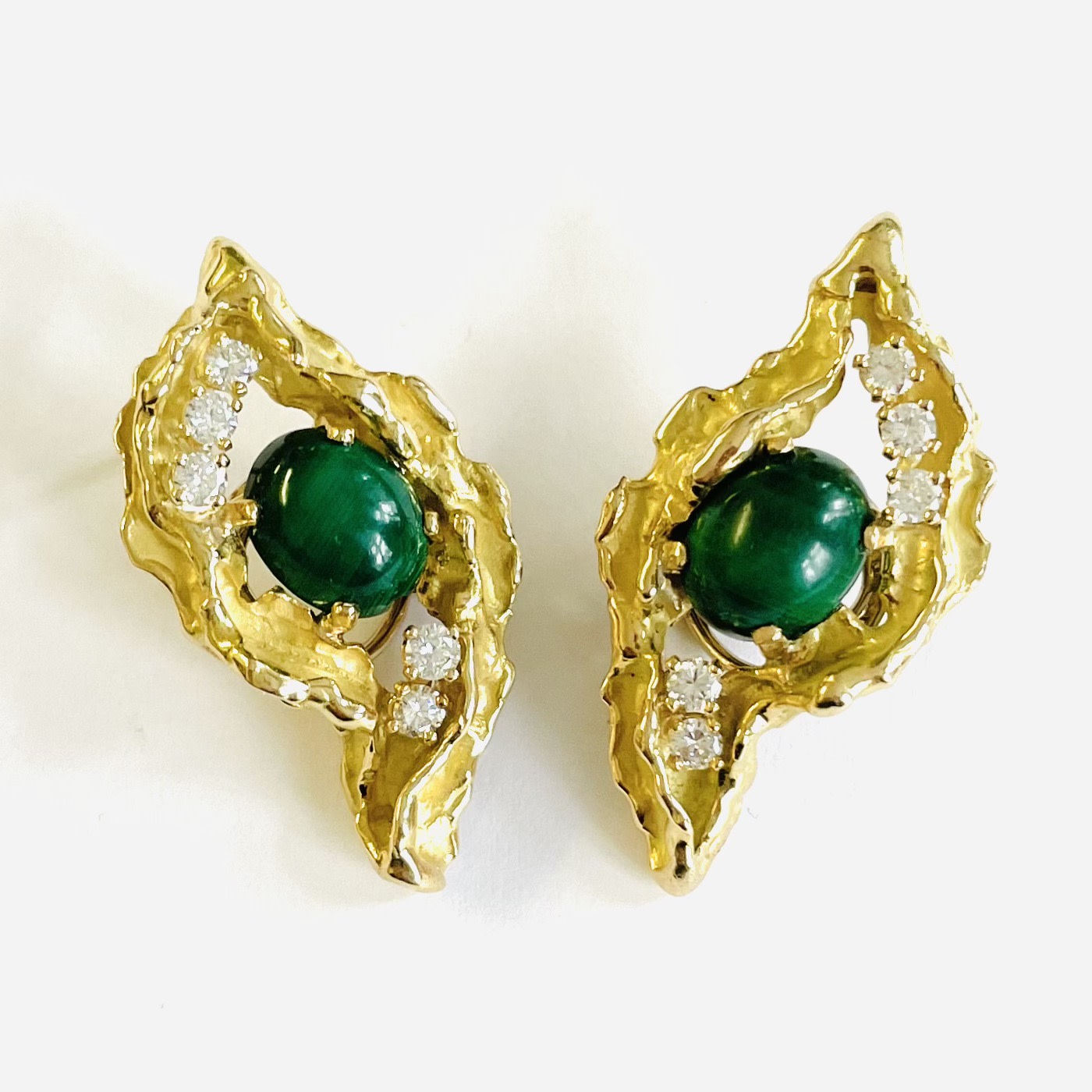 Chaumet French 1960s 18KT Yellow Gold Malachite & Diamond Earrings front