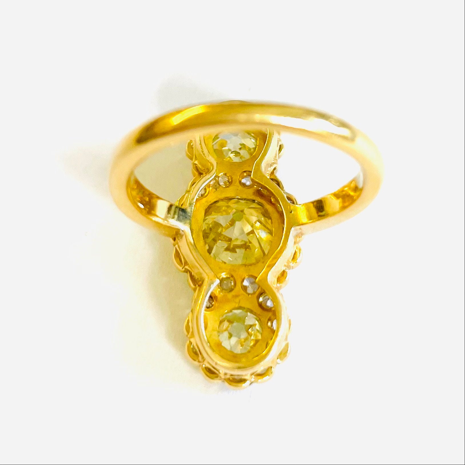 1960s Platinum & 18KT Yellow Gold Diamond Ring back