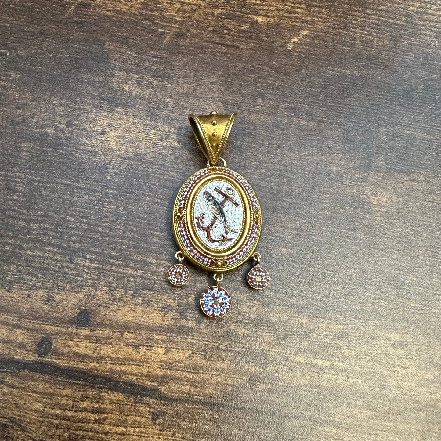 Antique 18KT Yellow Gold Micromosaic Pendant front