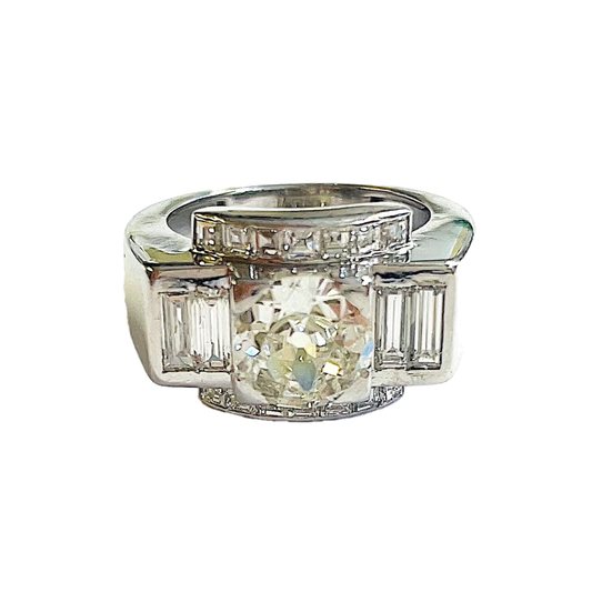 French Art Deco Platinum Diamond Ring front