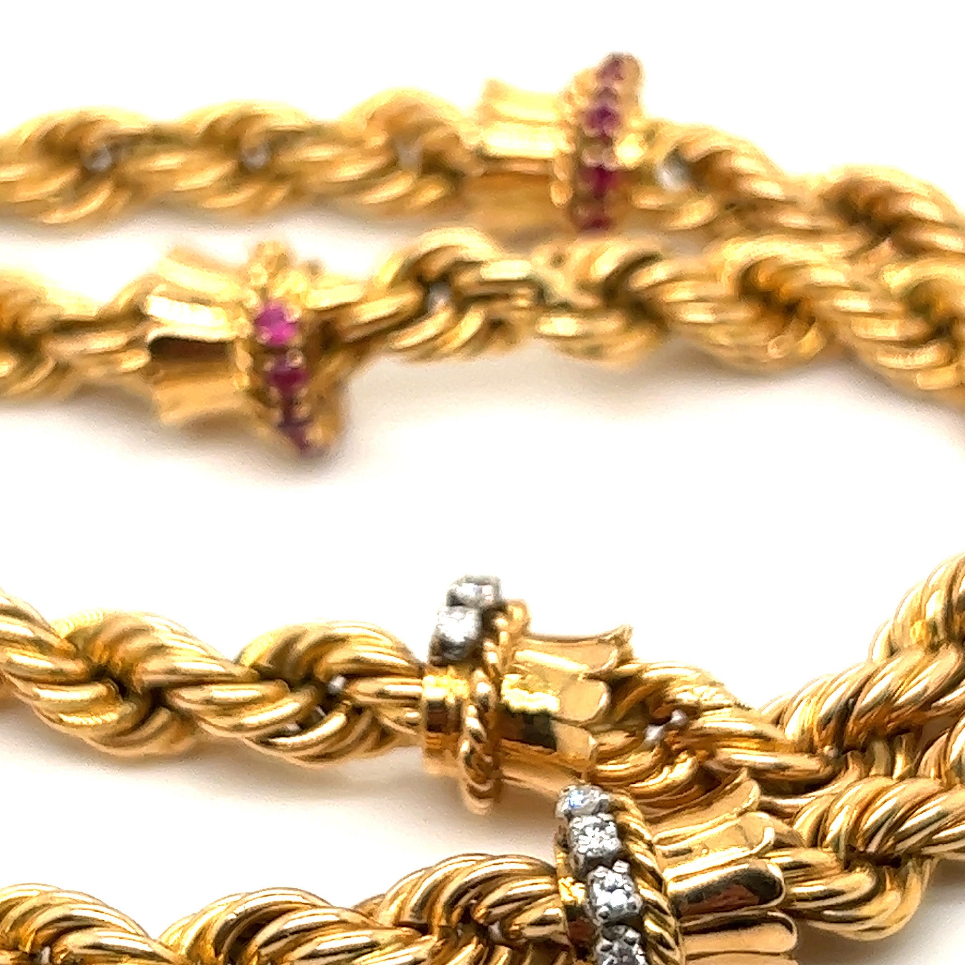 Lacloche Freres Paris 1950s 18KT Yellow Gold Diamond & Ruby Necklace close-up details