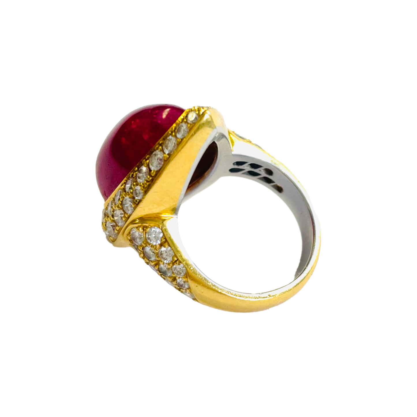 Hemmerle 1980s Platinum & 18KT Yellow Gold African Unheated Ruby & Diamond Ring top