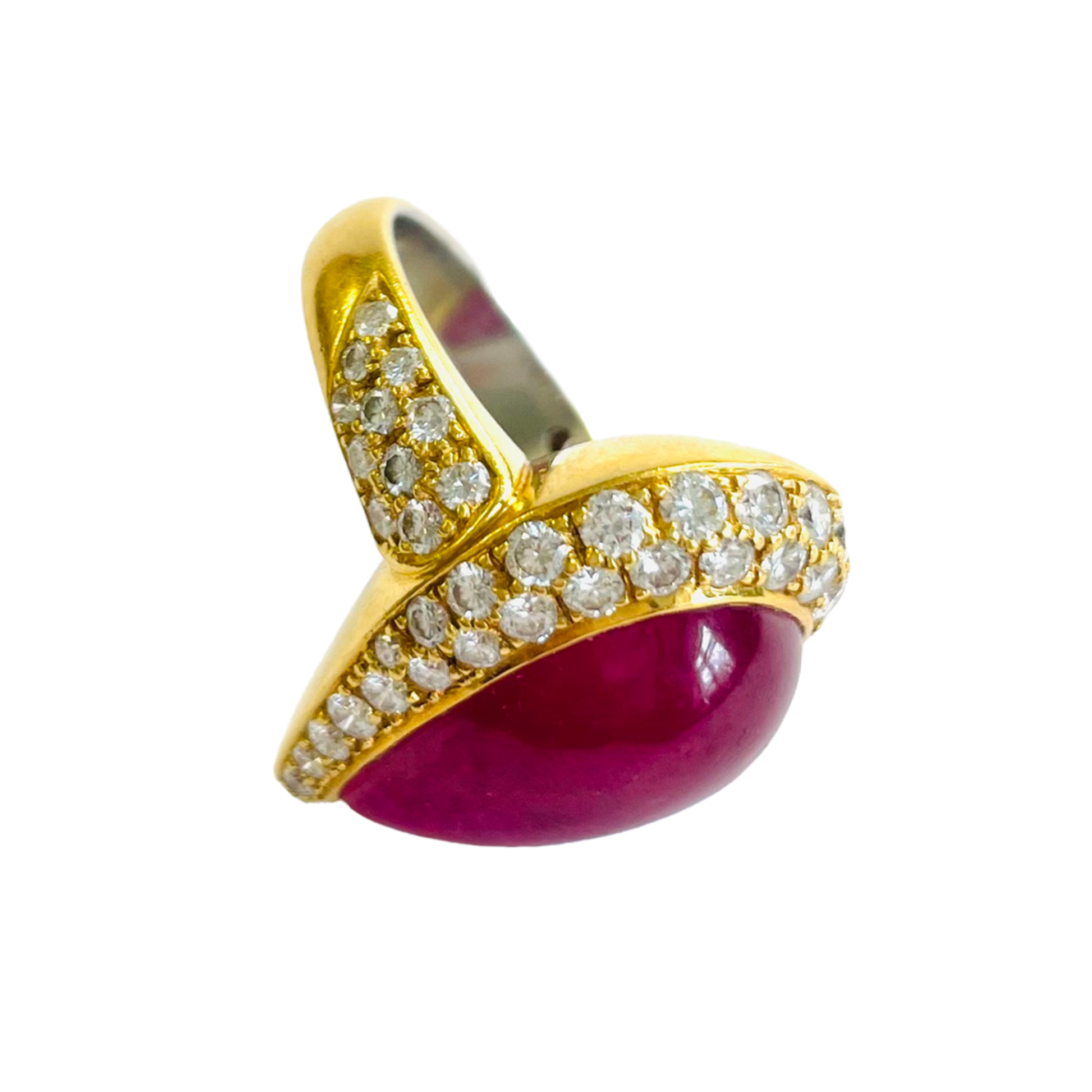 Hemmerle 1980s Platinum & 18KT Yellow Gold African Unheated Ruby & Diamond Ring side