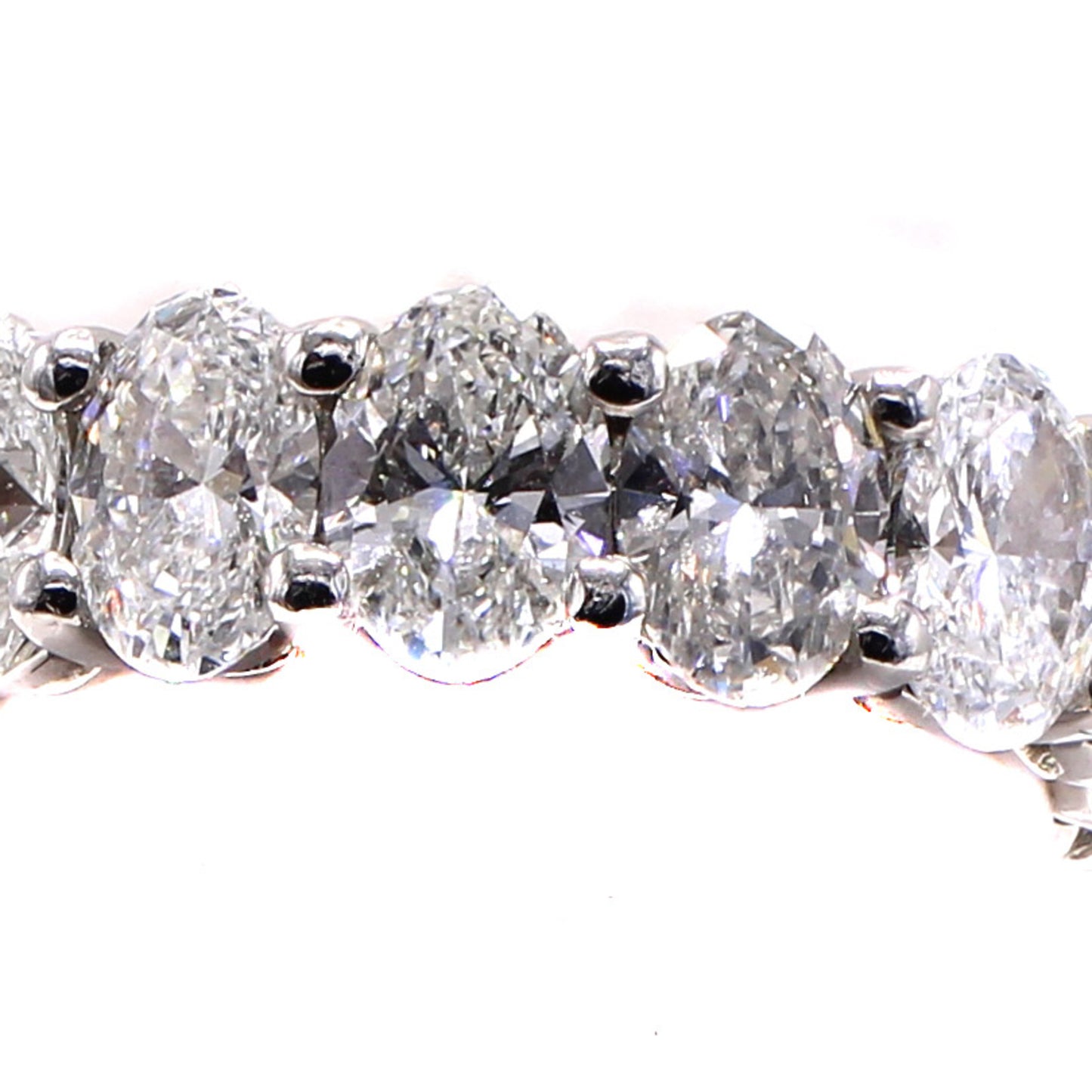 Post-1980s Platinum Diamond Ring close-up front