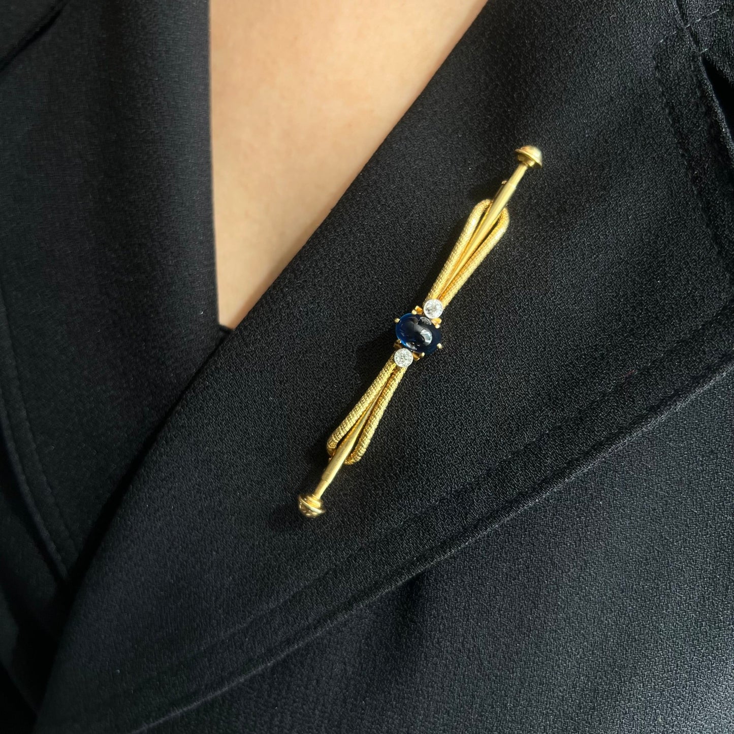 1960s 18KT Yellow Gold Sapphire & Diamond Scarf Pin on collar