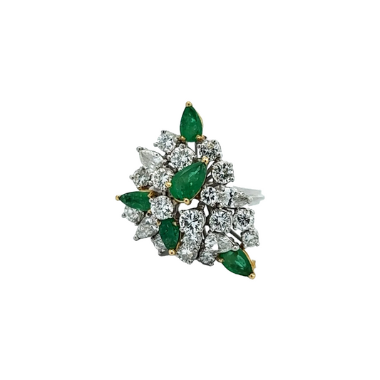 1970s Platinum Emerald & Diamond Ring front