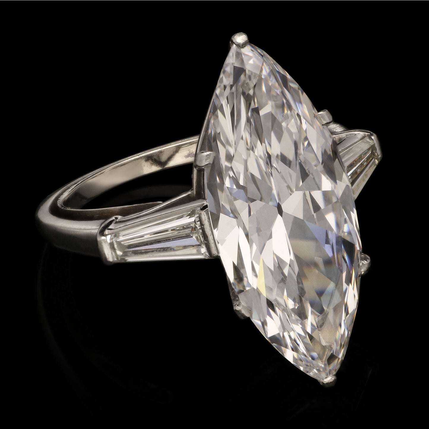 Bulgari 1960s Platinum Diamond Ring front