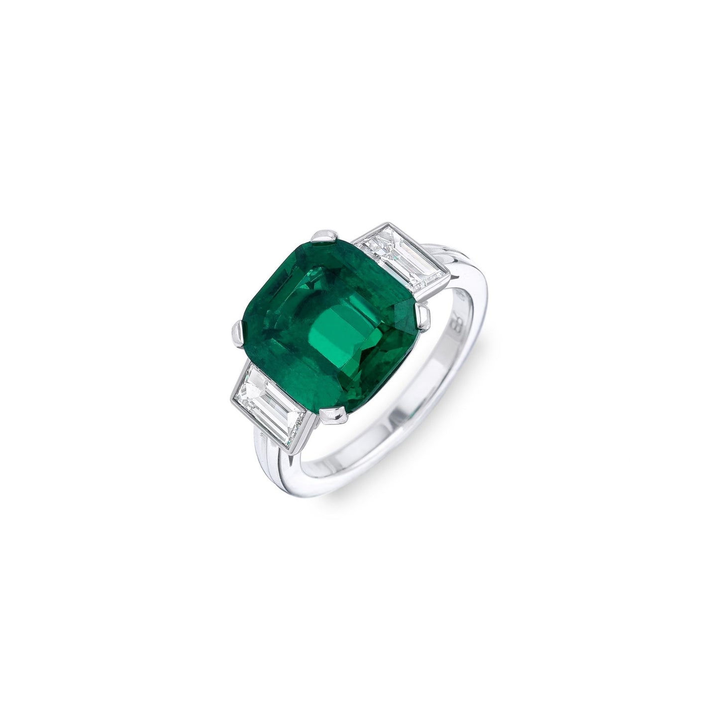 Post-1980s Platinum Colombian Emerald & Diamond Ring front