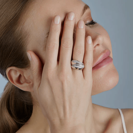 Cartier Paris Post-1980s 18KT White Gold Diamond Panthère Griffe Ring on finger