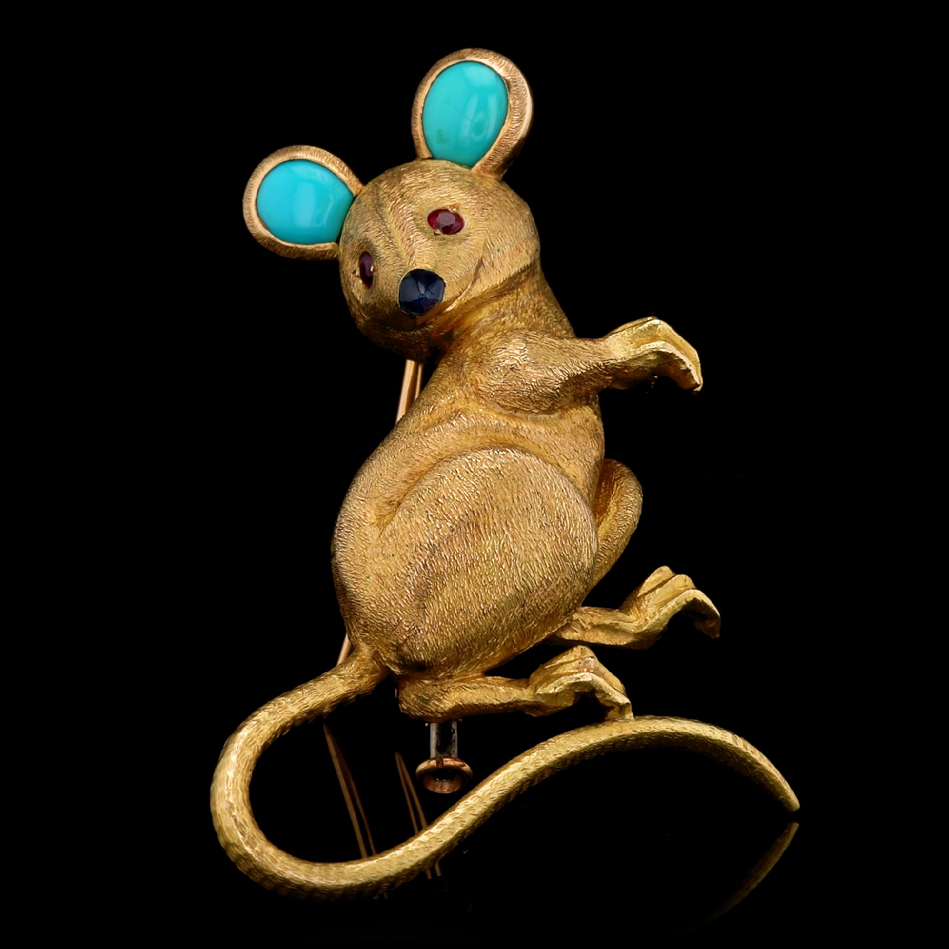 Cartier French 1960s 18KT Yellow Gold Turquoise & Sapphire Mouse Brooch front