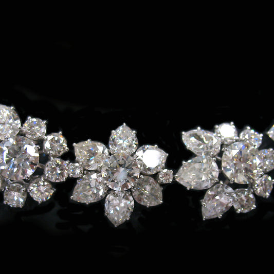 Harry Winston 1950s Platinum Diamond Necklace close-up details