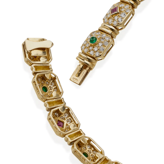 Péry et Fils French 1970s 18KT Yellow Gold Diamond, Emerald & Ruby Necklace close-up of clasp